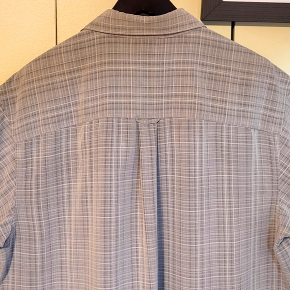 Columbia men's casual button-down short-sleeve shirt, Sze Large,  plaid pattern - Picture 9 of 13